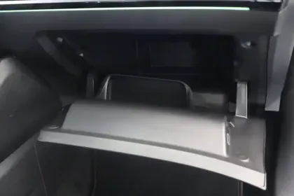 Photo 31 Peugeot 2008  PureTech 130 S&S EAT8