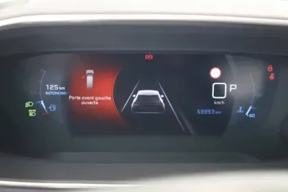 Photo 24 Peugeot 2008  PureTech 130 S&S EAT8