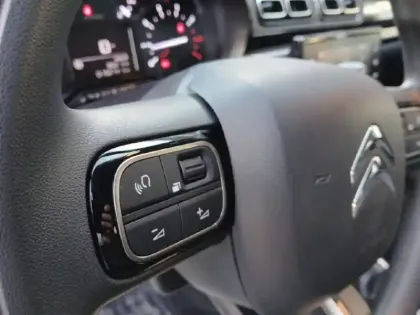 Photo 14 Citroën C3  PureTech 83 S&S BVM5 Shine