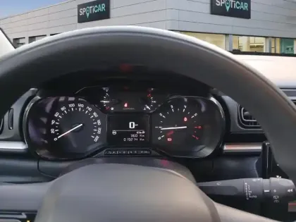 Photo 16 Citroën C3  PureTech 83 S&S BVM5 Shine