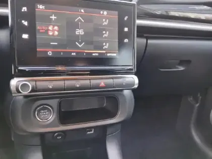 Photo 17 Citroën C3  PureTech 83 S&S BVM5 Shine