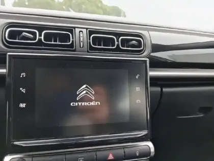 Photo 10 Citroën C3  PureTech 83 S&S BVM5 Shine