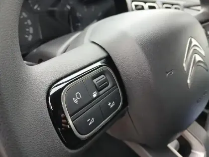 Photo 16 Citroën C3  PureTech 83 S&S BVM5 Shine