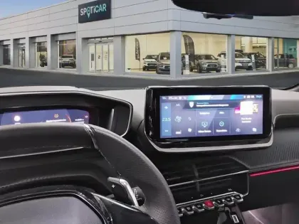 Photo 9 Peugeot 208  Hybrid 100 e-DCS6 GT