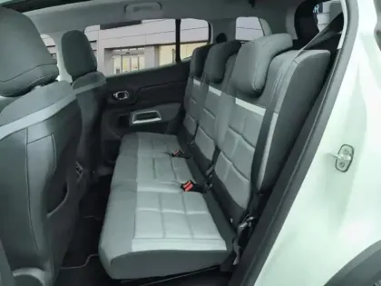 Photo 22 Citroën C5 aircross  Hybride Rechargeable 225 S&S e-EAT8 Shine Pack