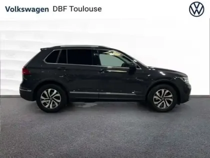 Photo 7 Volkswagen Tiguan 2.0 TDI 150ch DSG7 Active