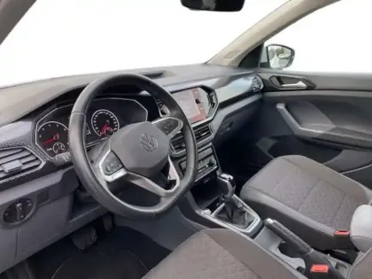 Photo 9 Volkswagen T-cross 1.0 TSI 110 Start/Stop DSG7 R-Line