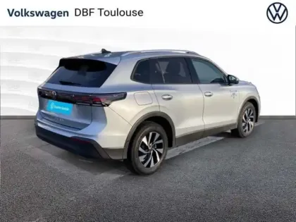 Photo 6 Volkswagen Tiguan NOUVEAU 2.0 TDI 150CH DSG7 LIFE P