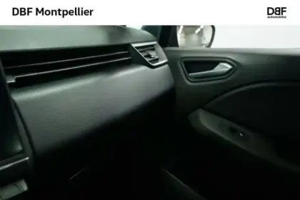 Photo 8 Renault Clio V E-Tech full hybrid 145 Evolution