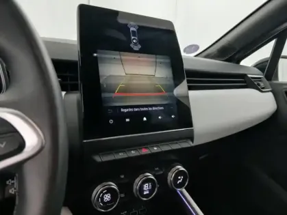 Photo 23 Renault Clio V E-Tech full hybrid 145 Techno