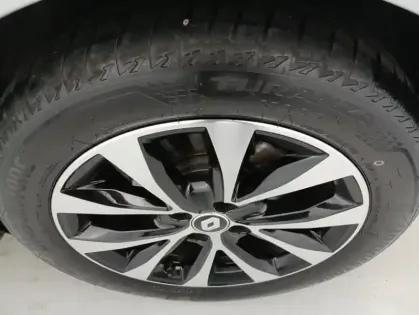 Photo 16 Renault Clio V E-Tech full hybrid 145 Techno