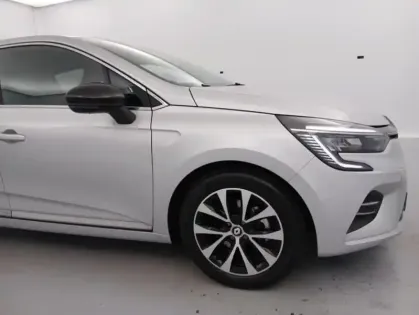 Photo 17 Renault Clio V E-Tech full hybrid 145 Techno