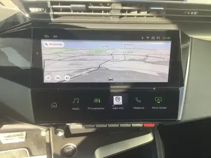 Photo 14 Peugeot 308 PureTech 130ch S&S EAT8 GT