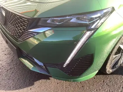 Photo 25 Peugeot 308 PureTech 130ch S&S EAT8 GT