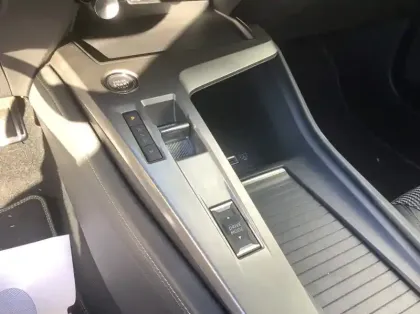 Photo 21 Peugeot 308 PureTech 130ch S&S EAT8 GT