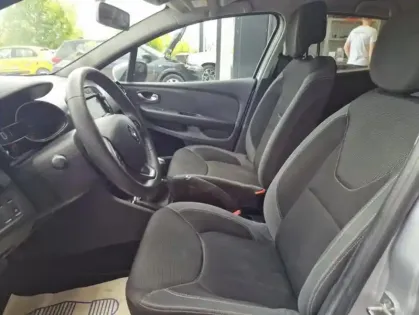 Photo 10 Renault Clio IV Zen ENERGY dCi 90 E6C
