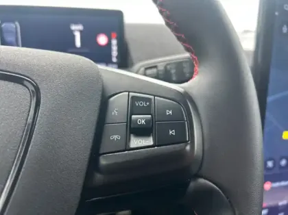 Photo 17 Ford Mustang mach-E 294ch Extended Range 91kWh Premium Propulsion