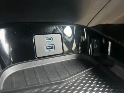 Photo 18 Ford Mustang mach-E 294ch Extended Range 91kWh Premium Propulsion