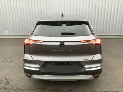 Photo 5 Renault Symbioz Nouveau E-Tech full hybrid 145 Iconic