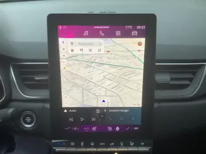 Photo 14 Renault Symbioz Nouveau E-Tech full hybrid 145 Iconic