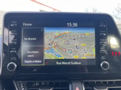 Photo 11 Toyota C-HR 2.0 Hybride 184 Dynamic Business Beyond HYBR