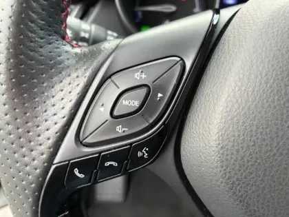 Photo 14 Toyota C-HR 2.0 Hybride 184 GR Sport