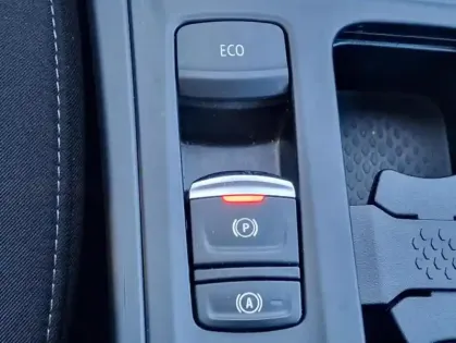 Photo 13 Renault Megane IV Berline evolution Blue dCi 115