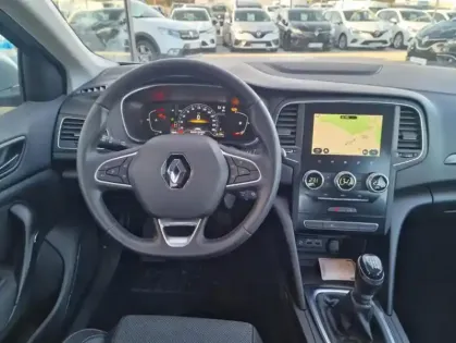 Photo 20 Renault Megane IV Berline evolution Blue dCi 115