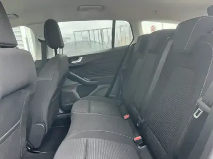 Photo 8 Ford Focus SW 1.0 Flexifuel mHEV 125ch Titanium X Business Powershift