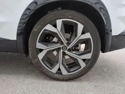 Photo 8 Renault Austral E-Tech full hybrid 200 GSR2 Techno esprit Alpine