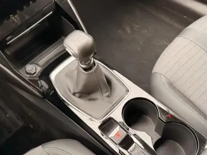 Photo 13 Peugeot 208  1.2 PureTech 100ch S&S Allure