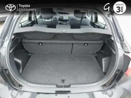 Photo 9 Toyota Yaris  100h Dynamic 5p RC19