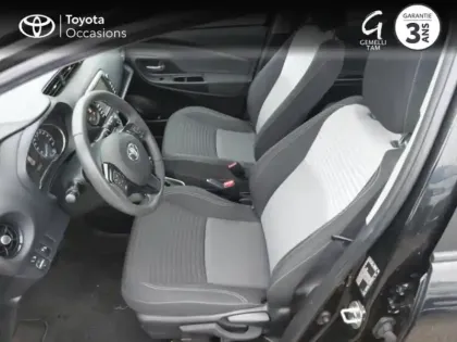 Photo 10 Toyota Yaris  100h Dynamic 5p RC19