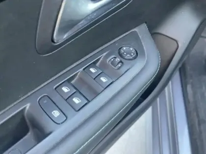 Photo 11 Peugeot 208  1.2 PureTech 100ch S&S Allure