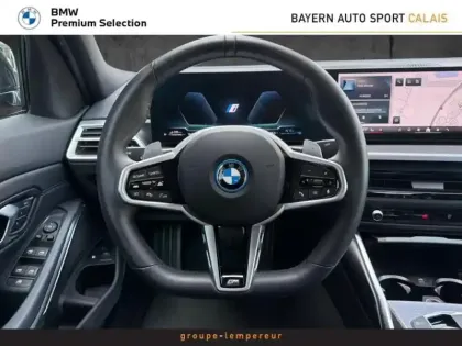 Photo 26 BMW Serie 3 Série 3 330eA xDrive 292ch M Sport