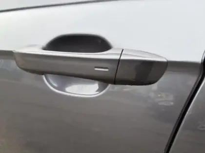 Photo 6 Volkswagen Taigo  1.0 TSI 110ch Style DSG7