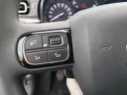 Photo 13 Citroën C3  1.2 PureTech 110ch S&S Shine 120-123g