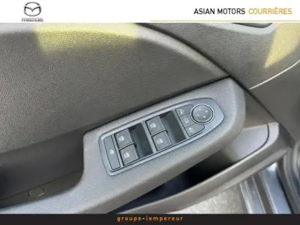 Photo 11 Renault Clio  1.5 dCi 100ch Evolution - 25