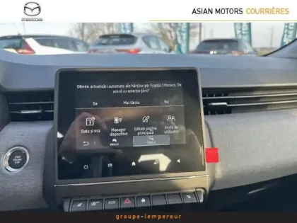 Photo 13 Renault Clio  1.5 dCi 100ch Evolution - 25