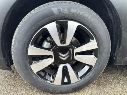 Photo 10 Citroën C3  1.2 PureTech 110ch S&S Shine 120-123g