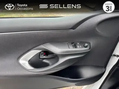 Photo 9 Toyota Yaris  120 VVT-i Dynamic 5p MY22