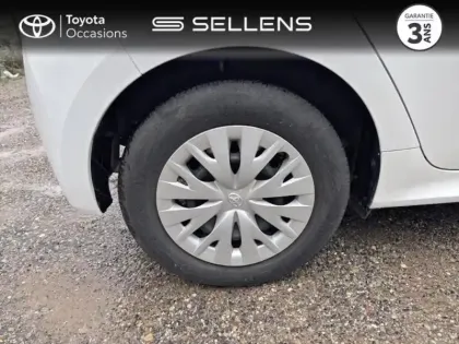 Photo 5 Toyota Yaris  120 VVT-i Dynamic 5p MY22