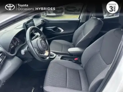 Photo 12 Toyota Yaris  116h Dynamic 5p MY22