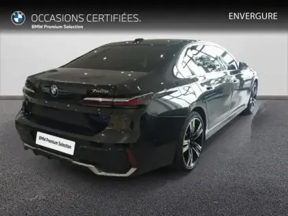 Photo 11 BMW Serie 7 Série 7 750eA xDrive 489ch M Sport