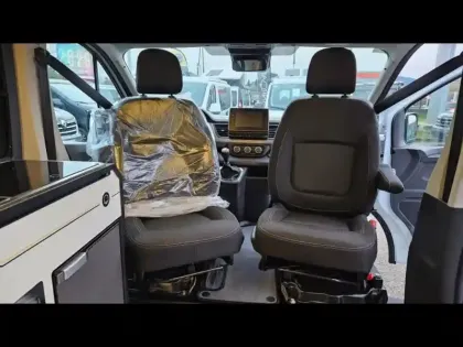 Photo 11 Renault Trafic  SpaceNomad VAN HANROAD TREK 4 2.0 Blue dCi 130ch Wild édition