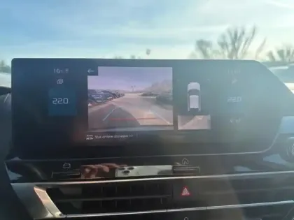 Photo 12 Citroën C4  PureTech 130ch S&S Feel Pack EAT8