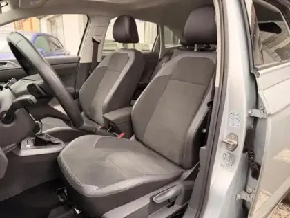 Photo 13 Volkswagen Taigo  1.5 TSI 150ch Style DSG7