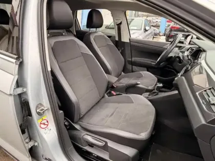 Photo 7 Volkswagen Taigo  1.5 TSI 150ch Style DSG7