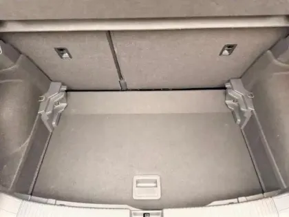 Photo 7 Volkswagen T-cross Gén. I Ph2 R-Line Edition 5