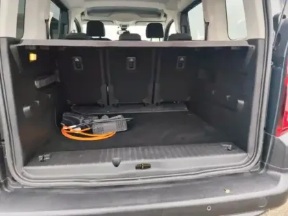 Photo 5 Citroën Berlingo  M Moteur Electrique 136ch (100 kW) Shine Automatique